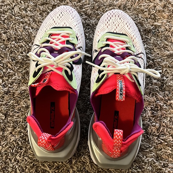 Nike React Vision - Size 11.5 - White, Barely Volt Pink - Picture 3 of 5